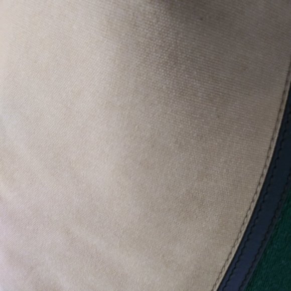 Gucci Shelly Top Handle Tote - Picture 14 of 15